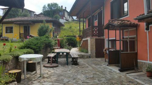 Hostal Mechta Guest House