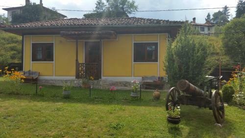 Hostal Mechta Guest House