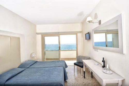 Piere - Anne Beach Hotel