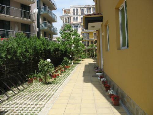 Yanis Apartment In Hermes Complex