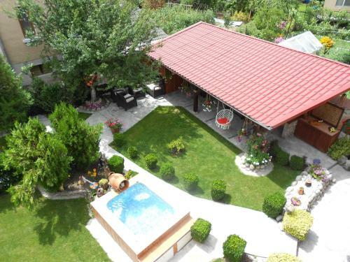 Hostal Zigen House