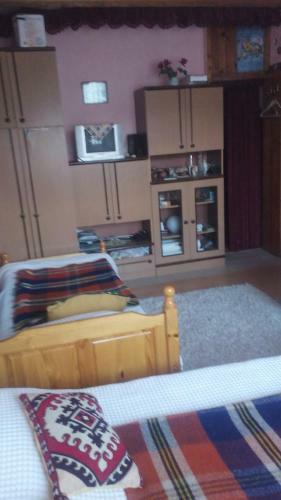 Hostal Edelvays House