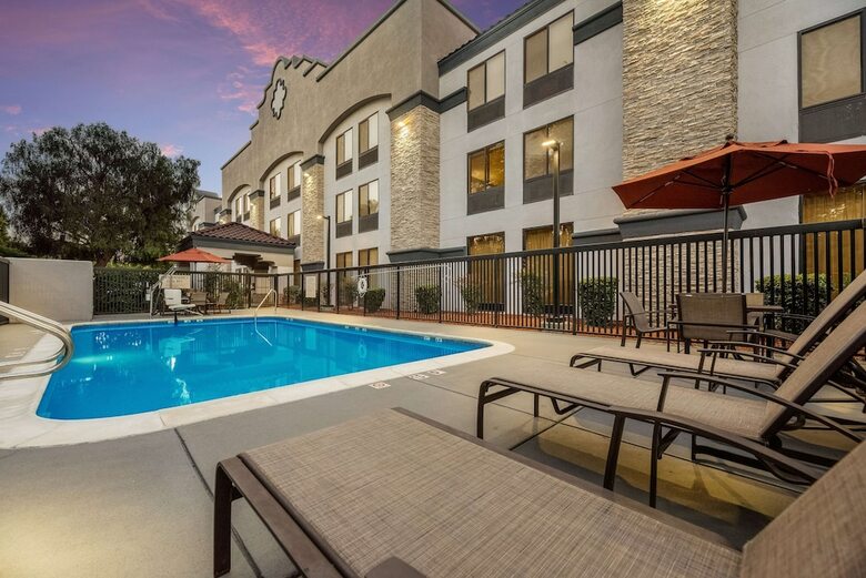 Hotel Hampton Inn Hayward