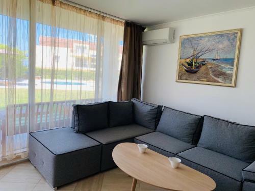 Apolonia Apartments