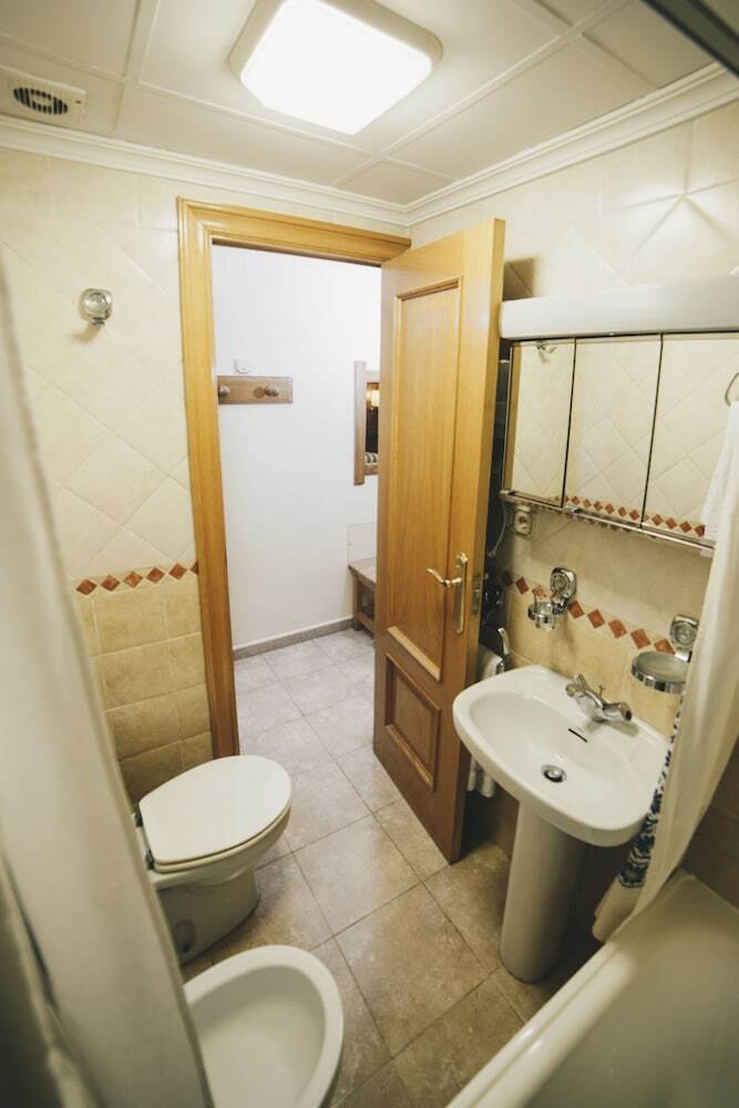 Hostal Gavilanes II