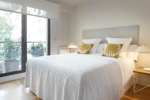 Apartamento La Concha Suite 2 By Feelfree Rentals