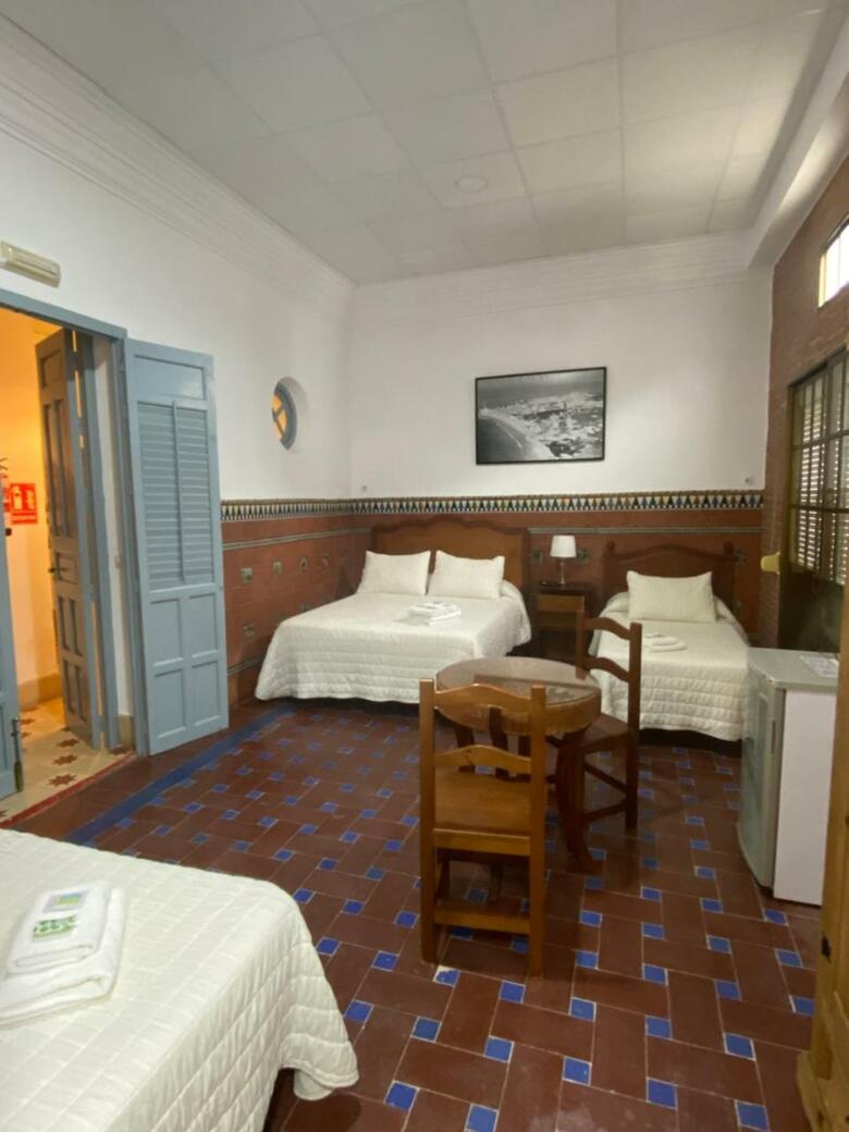 Hostal Tranv�a Beach House
