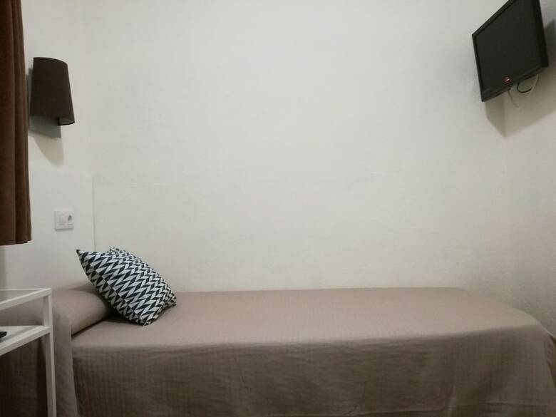 Hostal Lesseps