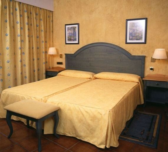 THB Bah�a Aparthotel