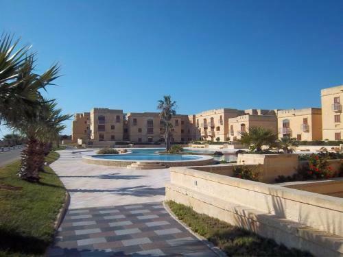 Luxury Apartment - Fort Chambray