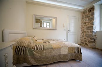 Residencia Roko House