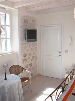 Residencia Roko House