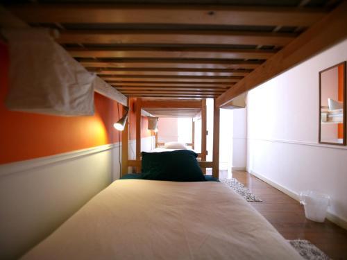 Hostal Travellers House