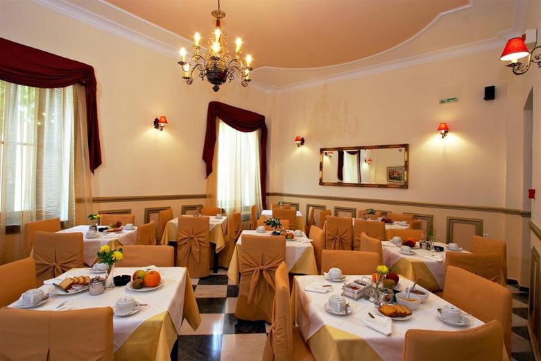Halepa Hotel