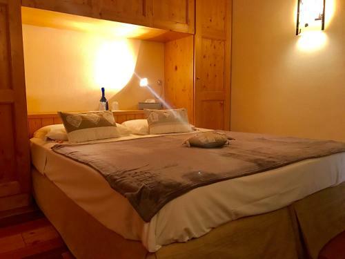Shatush Hotel