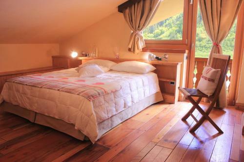 Shatush Hotel
