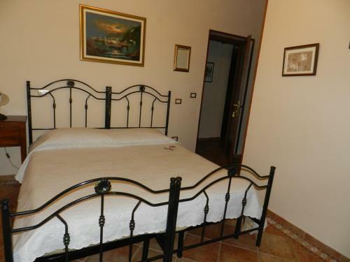Hostal A Due Passi Dal Duomo B&B