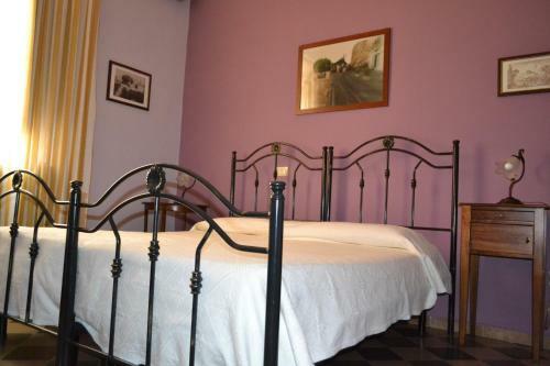 Hostal A Due Passi Dal Duomo B&B