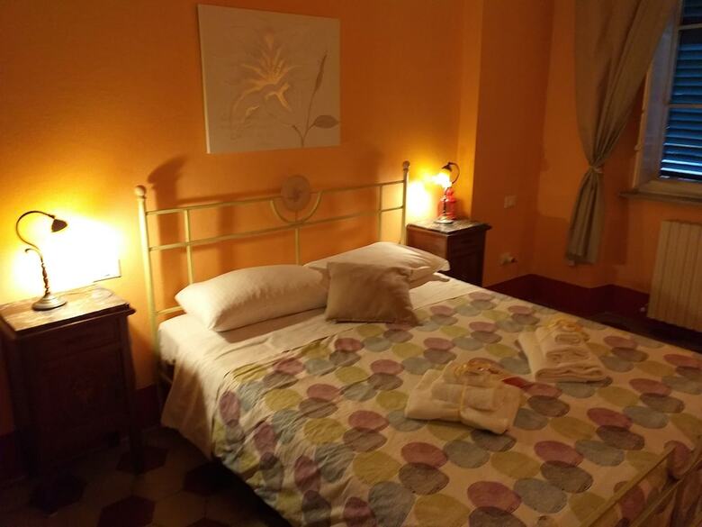 Hostal Lucca Charm