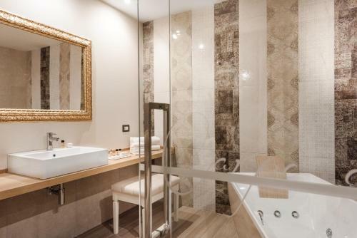 Hotel Madrigale - The Panoramic Resort