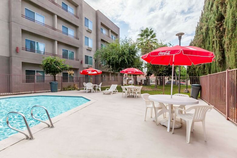 Hotel Ramada Limited Suites