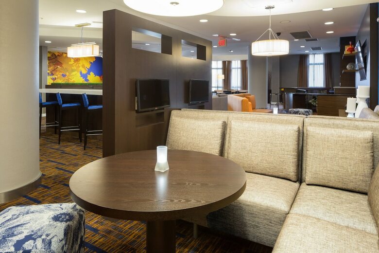 Hotel Courtyard By Marriott Houston By The Galleria