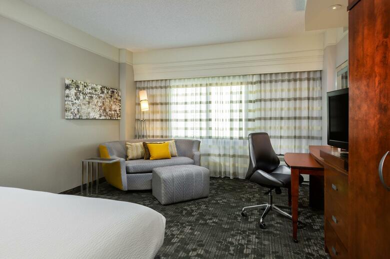 Hotel Courtyard By Marriott Houston By The Galleria