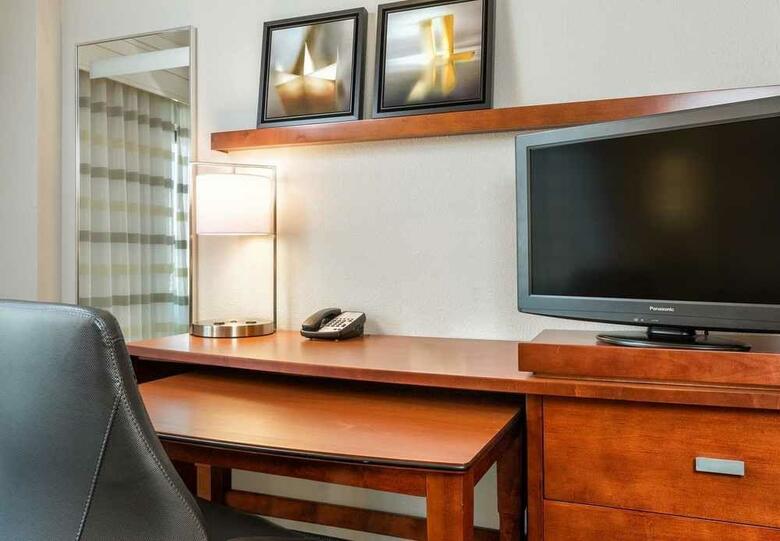 Hotel Courtyard By Marriott Houston By The Galleria