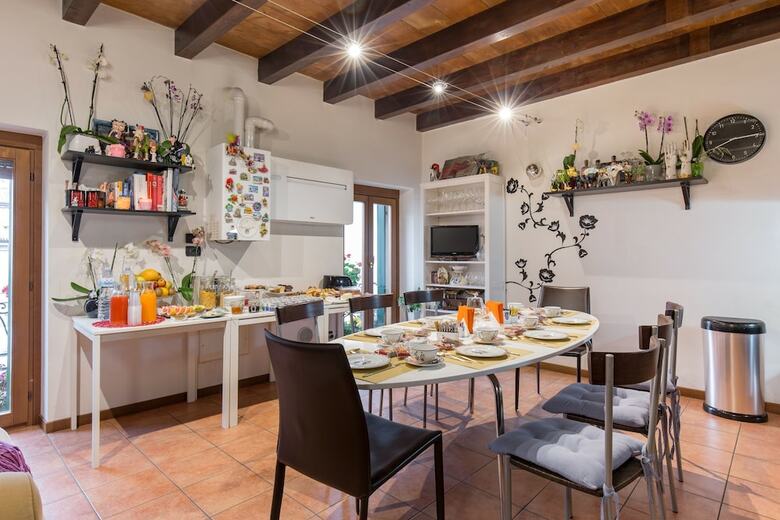 Bed & Breakfast Veronetta House