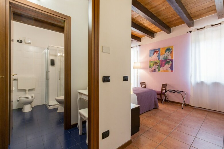 Bed & Breakfast Veronetta House
