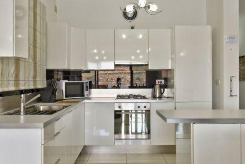 Water's Edge Apartment
