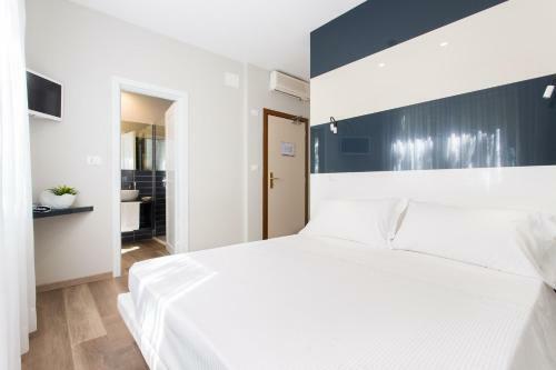 Hotel Garn� Isabella