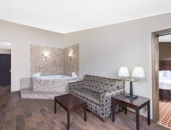 Hotel Ramada Allentown/ Whitehall