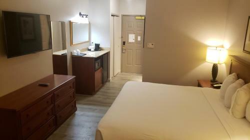 Hotel Country Inn & Suites By Carlson Manchester