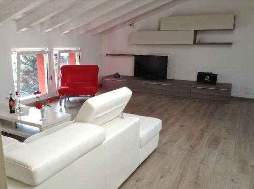 Apartamento Mansarda Porlezza