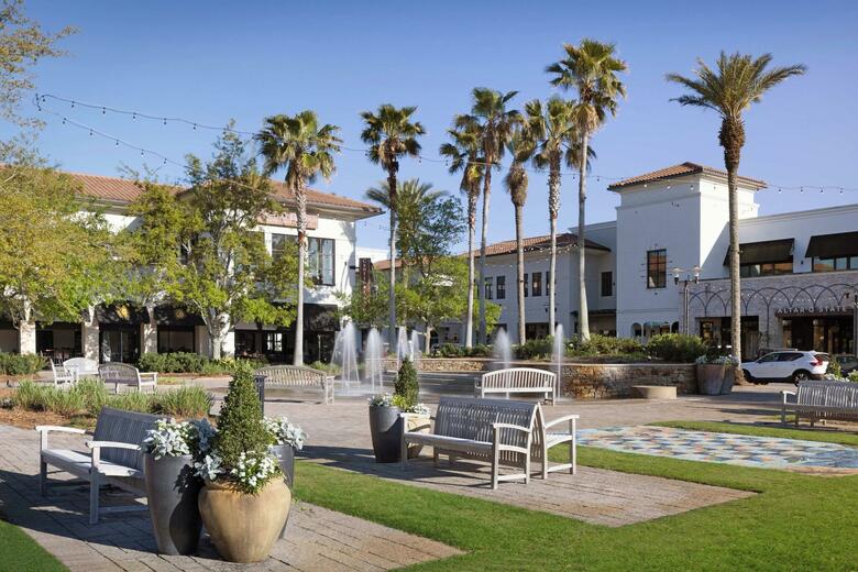 Hotel Courtyard By Marriott