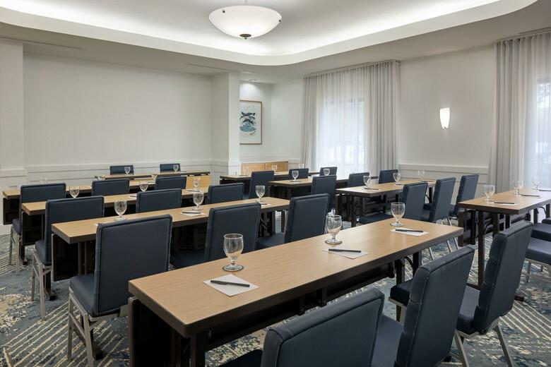 Hotel Courtyard By Marriott