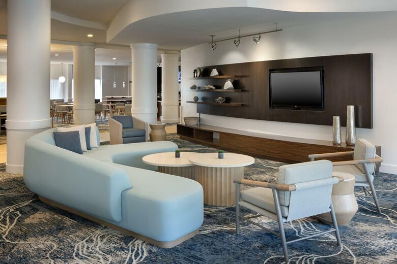 Hotel Courtyard By Marriott