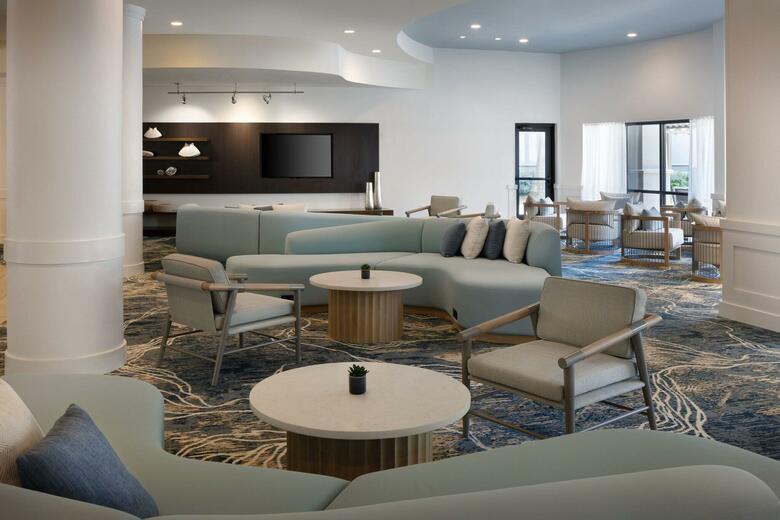 Hotel Courtyard By Marriott