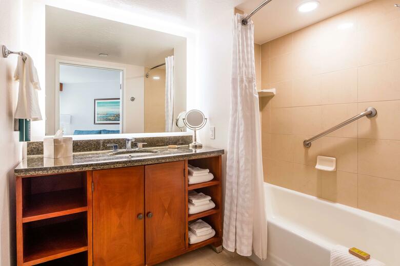 Doubletree Hotel Carson Civic Plaza