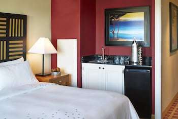Hotel Renaissance Resort At World Golf Village