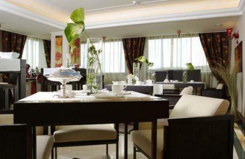 Palazzo Rosenthal Vesuview Hotel & Resort