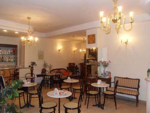 Hotel Ferrara