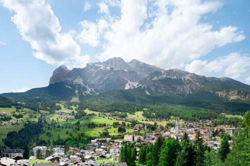 Hotel Cristallo, A Luxury Collection Resort & Spa