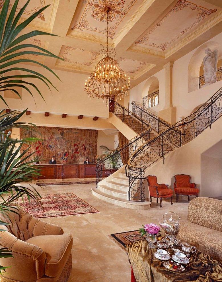 Ayres Hotel