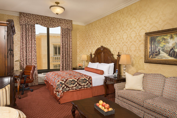 Ayres Hotel