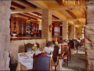 Ayres Hotel