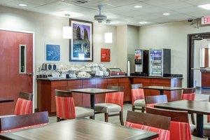 Hotel Comfort Suites