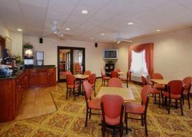 Hotel Comfort Suites