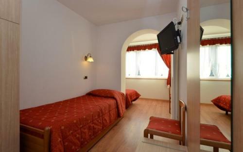 Hotel Zirmes